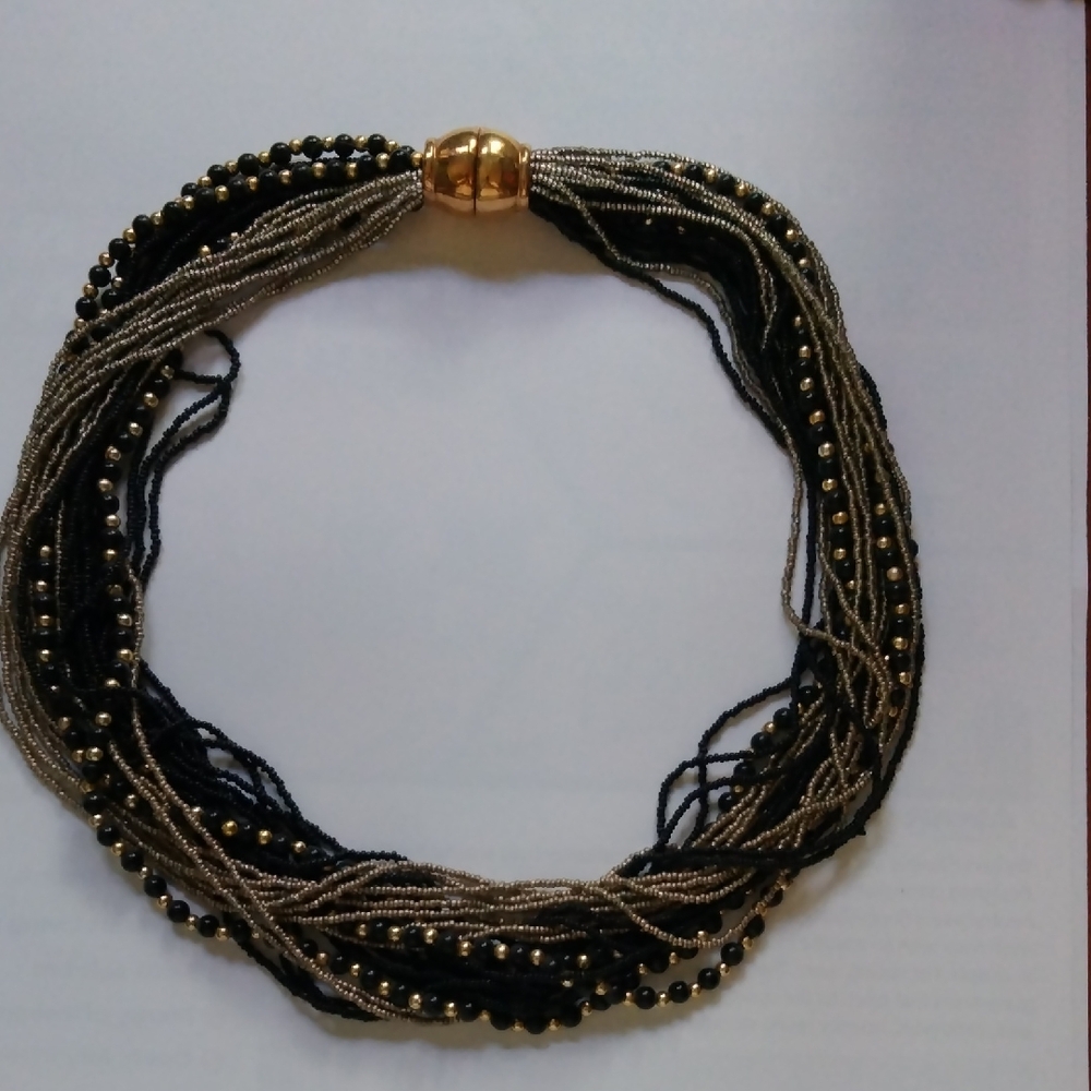 Elegant Black and Gold Beaded Necklace